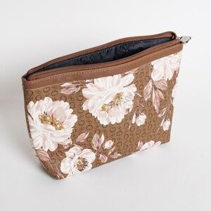 NWOT Guess Cosmetic Toiletry Pouch / Bag - LARGE Mocha floral w Silver hardware